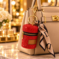 Porte-clé rouge mini pochette à strass avec fermeture zippée et foulard